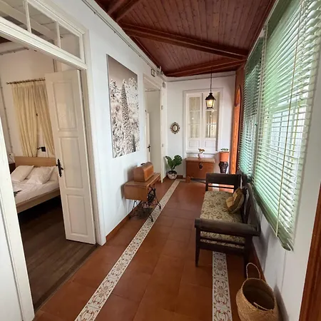 Casa Antigua