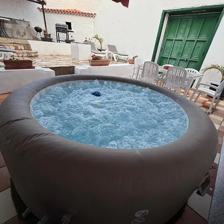 Casa Antigua