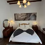 Casa Antigua